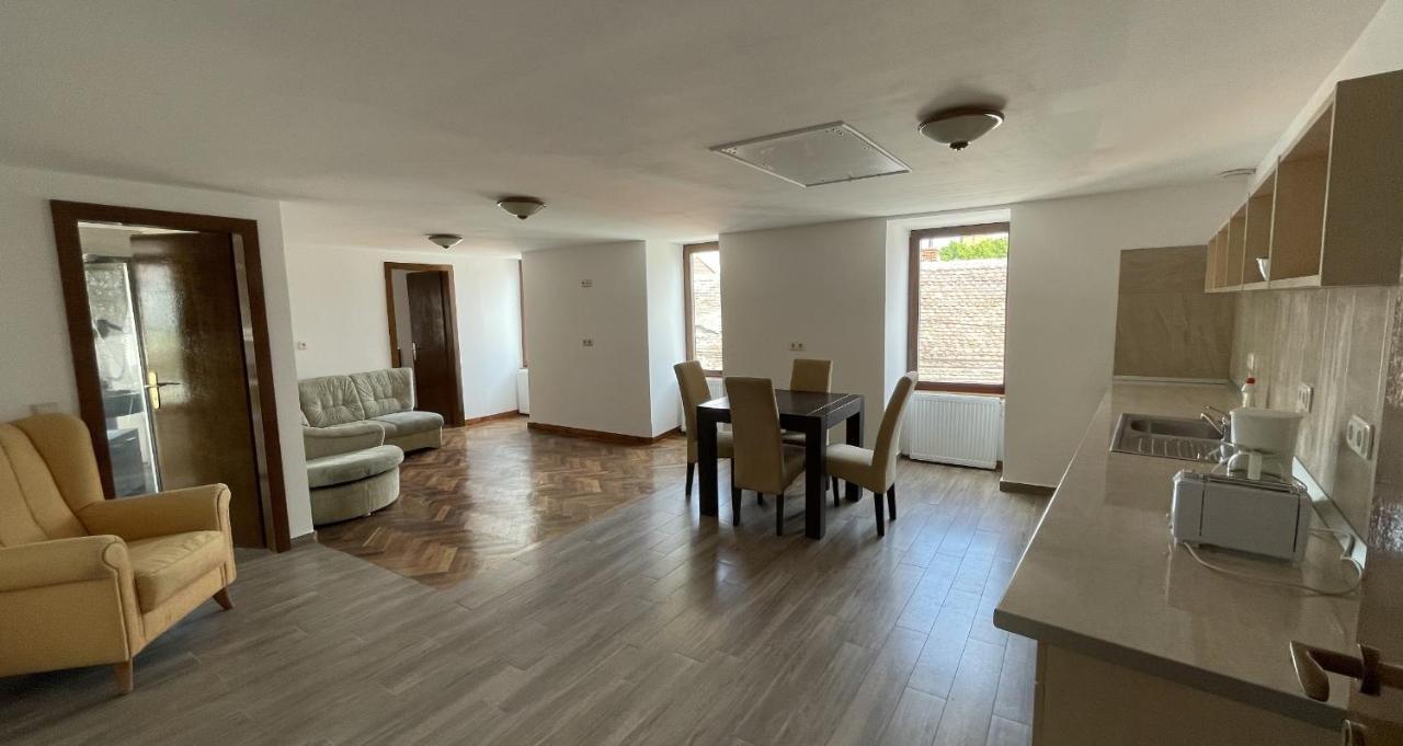 Z House Apartment Сибиу Екстериор снимка